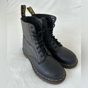 Dr Marten  1460 WOMEN'S VIRGINIA LEATHER BOOTS